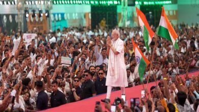 PM मोदी के मुंबई कार्यक्रम में सुरक्षा चूक! फर्जी PMO ID लेकर पहुंचा युवक, बॉडीगार्ड के पास मिली बंदूक