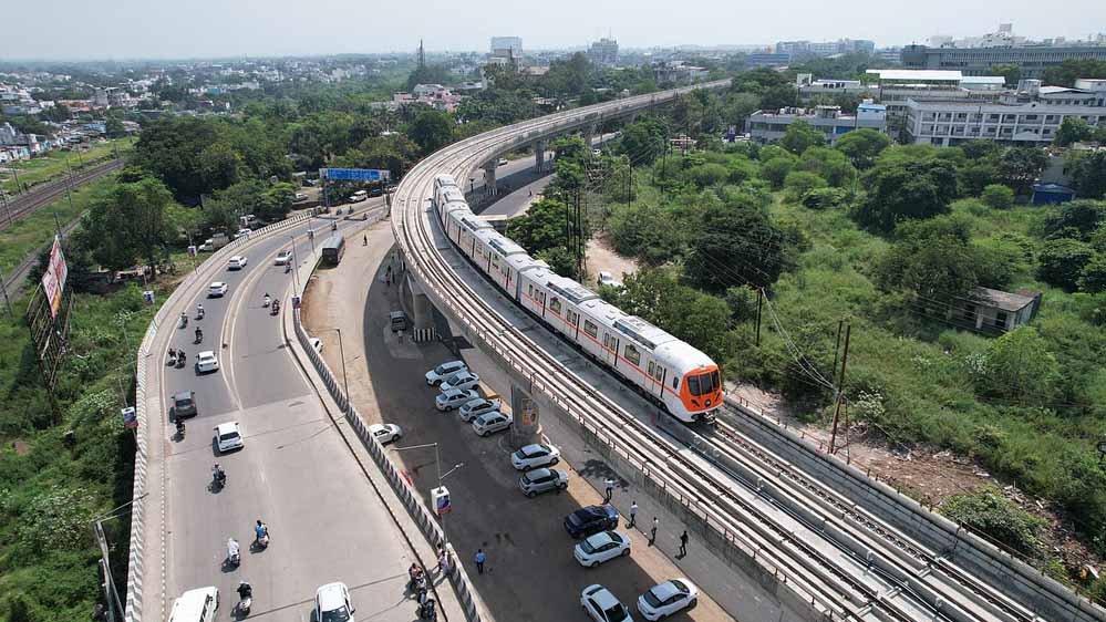 भोपाल मेट्रो के 500 मीटर दायरे में TDR का नया खेल, बढ़ेगी निर्माण क्षमता; रहवासियों की चिंता बढ़ी भोपाल मेट्रो के 500 मीटर दायरे में TDR का नया खेल, बढ़ेगी निर्माण क्षमता; रहवासियों की चिंता बढ़ी