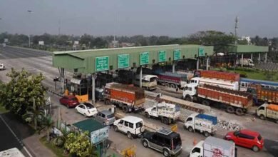 Toll Plaza पर अब ये गलती पड़ेगी भारी, गलत FASTag लेन में गए तो कटेगा दोगुना चालान
