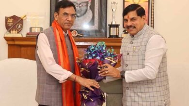 मुख्यमंत्री डॉ. यादव ने केंद्रीय श्रम एवं रोज़गार तथा युवा कार्य खेल मंत्री मांडविया से की सौजन्य भेंट मुख्यमंत्री डॉ. यादव ने केंद्रीय श्रम एवं रोज़गार तथा युवा कार्य खेल मंत्री मांडविया से की सौजन्य भेंट