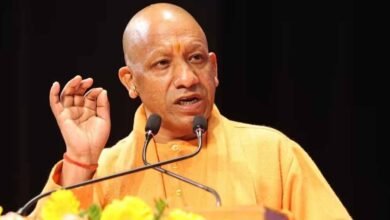 योगी सरकार ने परिषदीय स्कूलों में निगरानी और चाइल्ड ट्रैकिंग को दी रफ्तार, 6.55 करोड़ रुपये का बजट स्वीकृत योगी सरकार ने परिषदीय स्कूलों में निगरानी और चाइल्ड ट्रैकिंग को दी रफ्तार, 6.55 करोड़ रुपये का बजट स्वीकृत
