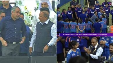 अब हरमनप्रीत कौर पर BCCI का सख्त रुख, नकवी के सामने नहीं झुका बोर्ड अब हरमनप्रीत कौर पर BCCI का सख्त रुख, नकवी के सामने नहीं झुका बोर्ड