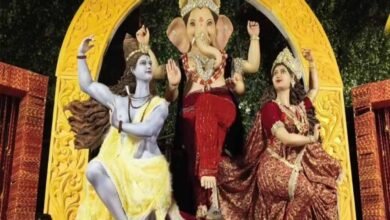 तिरुपति बालाजी की तर्ज पर बना 100 फीट ऊंचा गणेश पंडाल, कचहरी चौक के राजा के साथ होंगे बालाजी-जगन्नाथ के दर्शन तिरुपति बालाजी की तर्ज पर बना 100 फीट ऊंचा गणेश पंडाल, कचहरी चौक के राजा के साथ होंगे बालाजी-जगन्नाथ के दर्शन