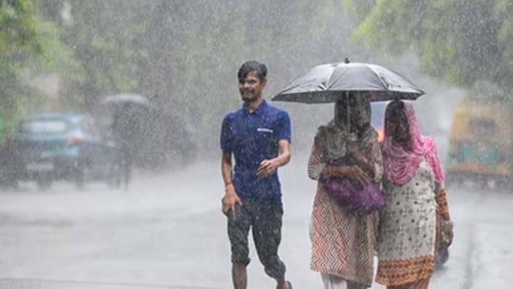 यूपी में 5 सितंबर तक झमाझम बारिश का दौर, 1 सितंबर को 11 जिलों में भारी से बहुत भारी बारिश का अलर्ट यूपी में 5 सितंबर तक झमाझम बारिश का दौर, 1 सितंबर को 11 जिलों में भारी से बहुत भारी बारिश का अलर्ट