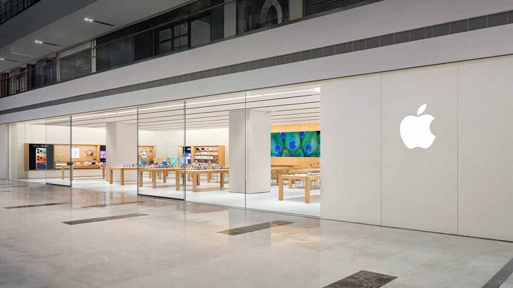 iPhone 18 की बिक्री के बीच गाजियाबाद Apple Store का बदला नजारा, सुबह से नहीं दिखी भीड़ iPhone 18 की बिक्री के बीच गाजियाबाद Apple Store का बदला नजारा, सुबह से नहीं दिखी भीड़