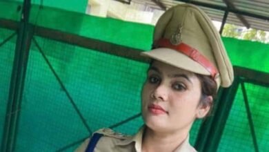 फरार CSP नेहा पच्चीसिया ने HC में लगाई FIR रद्द करने की याचिका, 2 नाबालिग बच्चों का दिया हवाला फरार CSP नेहा पच्चीसिया ने HC में लगाई FIR रद्द करने की याचिका, 2 नाबालिग बच्चों का दिया हवाला