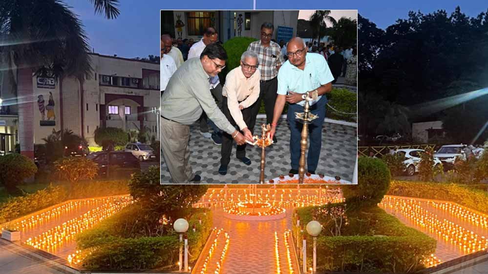पॉवर कंपनी में प्रबंध निदेशकों ने जलाया सेवा संकल्प का दीया‘ पॉवर कंपनी में प्रबंध निदेशकों ने जलाया सेवा संकल्प का दीया‘