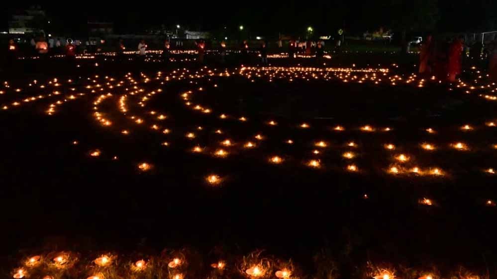 सेवा संकल्प अभियान के शुभारंभ पर जीपीएम में प्रज्वलित हुए आशीर्वाद के दो लाख दीप सेवा संकल्प अभियान के शुभारंभ पर जीपीएम में प्रज्वलित हुए आशीर्वाद के दो लाख दीप
