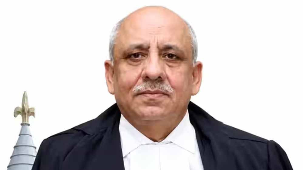 पूर्व हाईकोर्ट जस्टिस का बड़ा ऐलान, PM फंड में देंगे ₹1 करोड़; पत्नी संग करेंगे देहदान पूर्व हाईकोर्ट जस्टिस का बड़ा ऐलान, PM फंड में देंगे ₹1 करोड़; पत्नी संग करेंगे देहदान