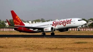 दिल्ली एयरपोर्ट पर SpiceJet की 5 उड़ानें लेट, लेह-जम्मू समेत फ्लाइट्स प्रभावित दिल्ली एयरपोर्ट पर SpiceJet की 5 उड़ानें लेट, लेह-जम्मू समेत फ्लाइट्स प्रभावित
