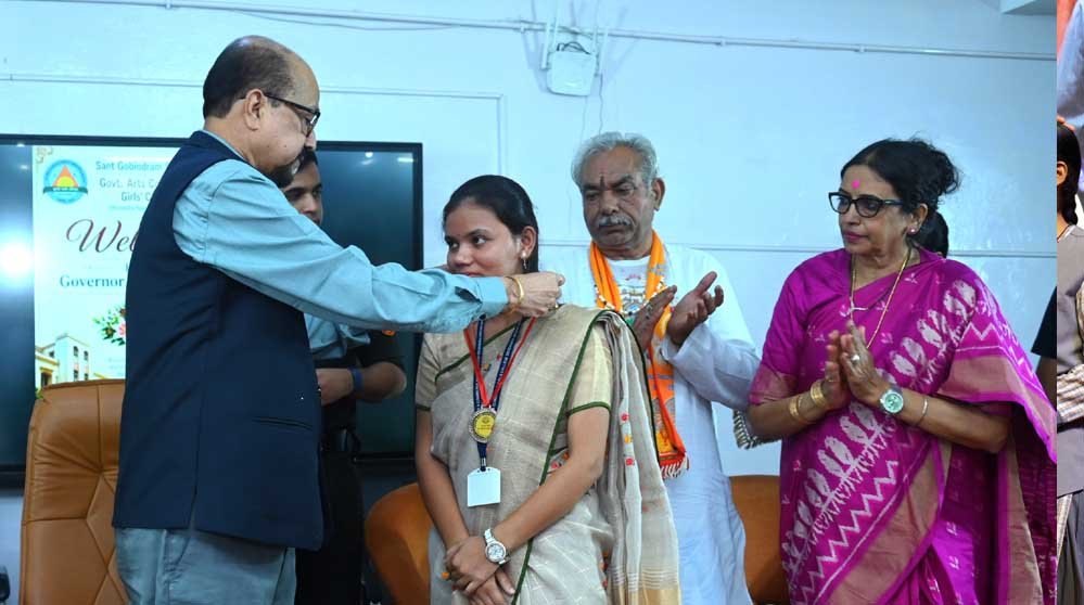 वर्तमान पर फोकस करें, निरंतर सीखते रहें और समाज के लिए योगदान दें-डेका वर्तमान पर फोकस करें, निरंतर सीखते रहें और समाज के लिए योगदान दें-डेका