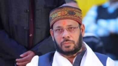 ब्राह्मणों की सहनशीलता को कमजोरी मत समझिए… सपा कार्यालय के बाहर लगी होर्डिंग पर मंत्री मनोज पांडेय का तीखा हमला ब्राह्मणों की सहनशीलता को कमजोरी मत समझिए… सपा कार्यालय के बाहर लगी होर्डिंग पर मंत्री मनोज पांडेय का तीखा हमला