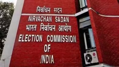 दिल्ली SIR में 33 लाख वोटरों को राहत, 20 दिन में सुलझेंगे नोटिस; मामूली गलती पर नहीं होगी परेशानी दिल्ली SIR में 33 लाख वोटरों को राहत, 20 दिन में सुलझेंगे नोटिस; मामूली गलती पर नहीं होगी परेशानी