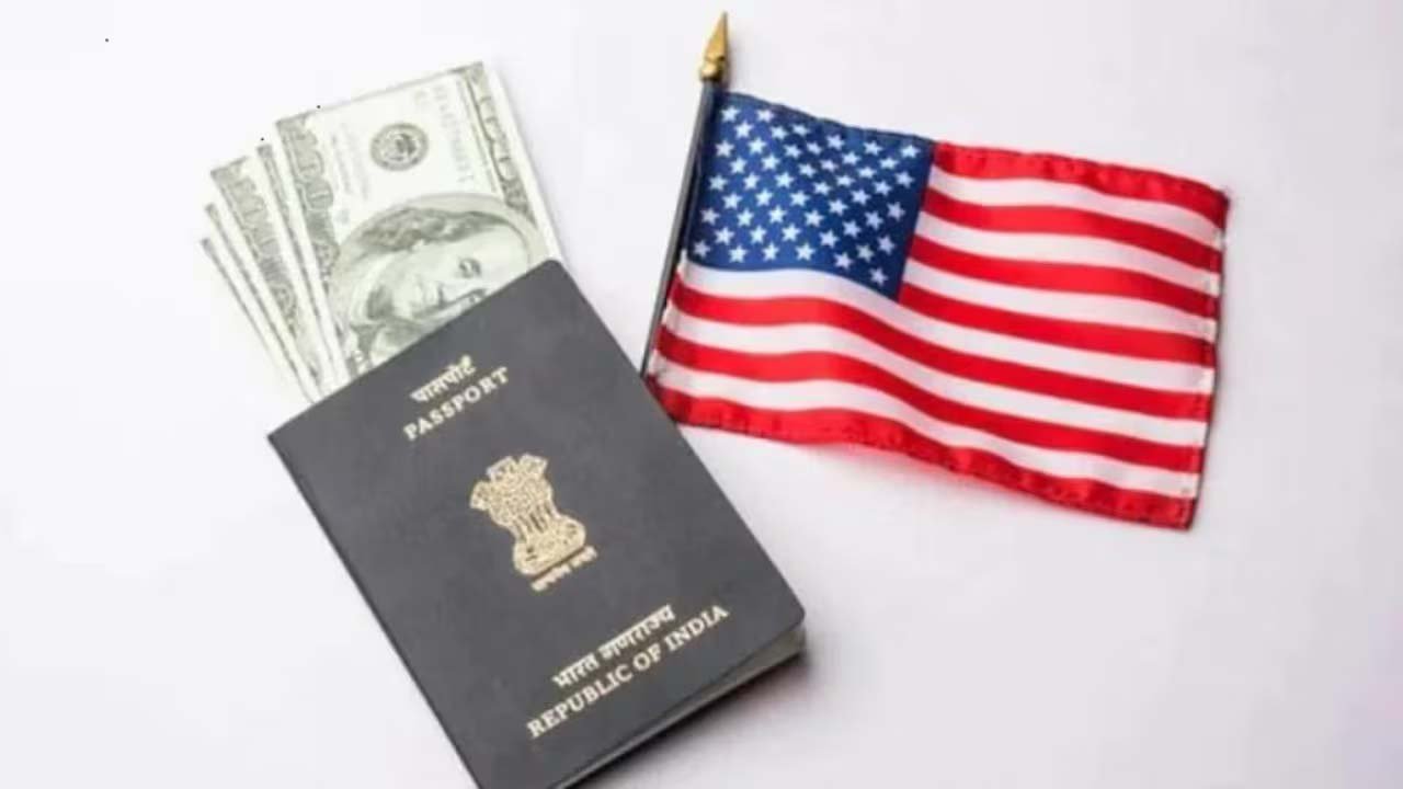 अमेरिका जाने वालों के लिए बढ़ी मुश्किल, US विजिटर वीजा इंटरव्यू के लिए 12 महीने तक इंतजार अमेरिका जाने वालों के लिए बढ़ी मुश्किल, US विजिटर वीजा इंटरव्यू के लिए 12 महीने तक इंतजार