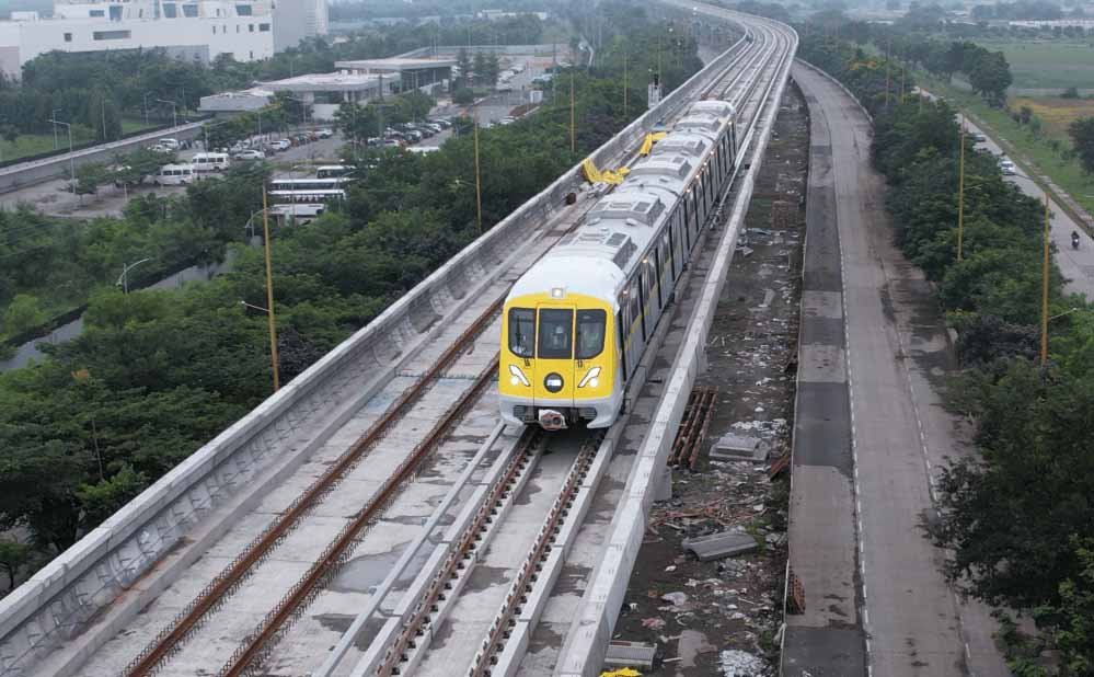 इंदौर में पहली अंडरग्राउंड मेट्रो टनल की खुदाई शुरू, TBM नर्मदा बनाएगी 3.5 KM सुरंग इंदौर में पहली अंडरग्राउंड मेट्रो टनल की खुदाई शुरू, TBM नर्मदा बनाएगी 3.5 KM सुरंग
