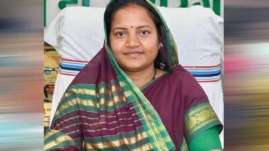 मंत्री लक्ष्मी राजवाड़े की पहल से भटगांव विधानसभा के 7 धान उपार्जन केंद्र होंगे सुविधा-संपन्न मंत्री लक्ष्मी राजवाड़े की पहल से भटगांव विधानसभा के 7 धान उपार्जन केंद्र होंगे सुविधा-संपन्न