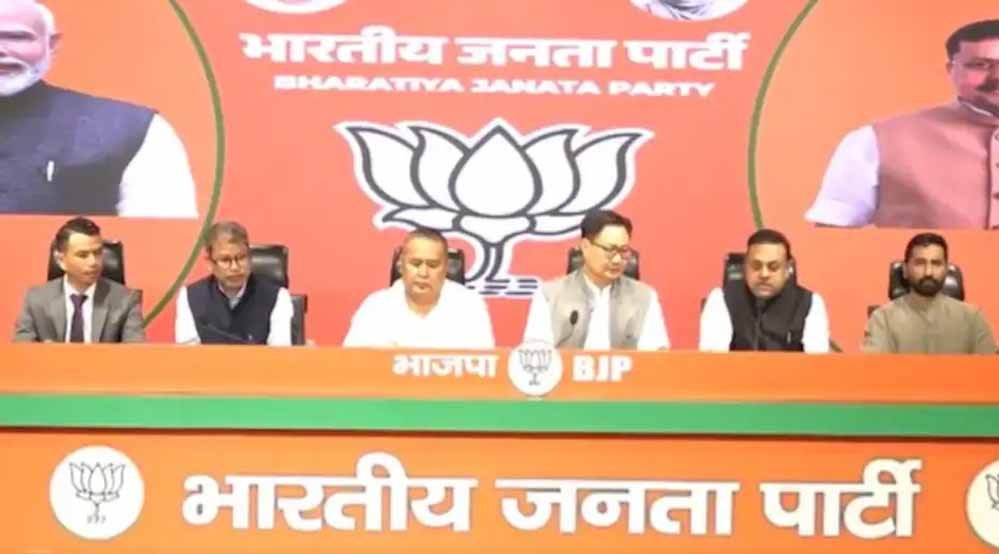 मेघालय में बड़ा सियासी बदलाव, UDP के 8 विधायक BJP में शामिल मेघालय में बड़ा सियासी बदलाव, UDP के 8 विधायक BJP में शामिल