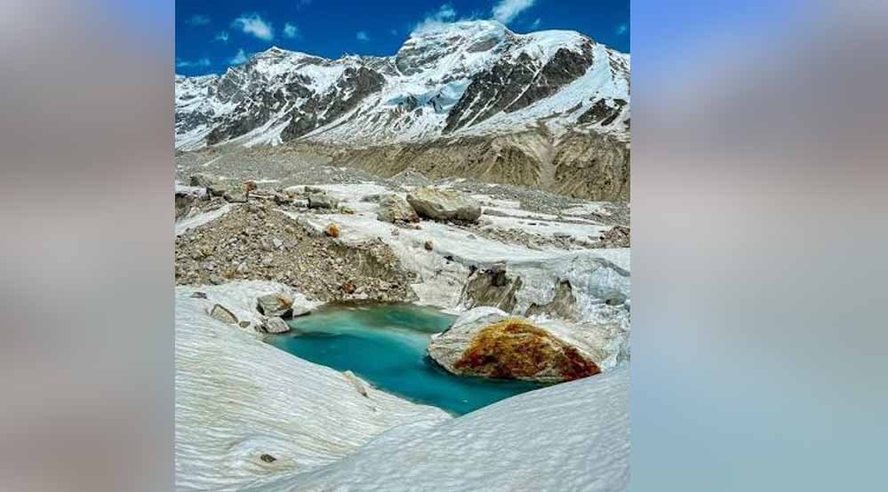 अलकनंदा बेसिन में 131 ग्लेशियल झीलें, बद्रीनाथ पर मंडरा रहा खतरा अलकनंदा बेसिन में 131 ग्लेशियल झीलें, बद्रीनाथ पर मंडरा रहा खतरा