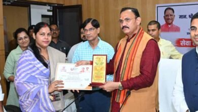 रायपुर : सेवा संकलल्प अभियान अंतर्गत सभी कार्यक्रमों का बेहतर आयोजन सुनिश्चित हो -कैबिनेट मंत्री जायसवाल रायपुर : सेवा संकलल्प अभियान अंतर्गत सभी कार्यक्रमों का बेहतर आयोजन सुनिश्चित हो -कैबिनेट मंत्री जायसवाल