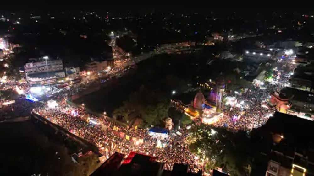 इंदौर में अनंत चतुर्दशी झांकी पर सख्त सुरक्षा, 6 संभाग-12 जोन में तैनात पुलिस इंदौर में अनंत चतुर्दशी झांकी पर सख्त सुरक्षा, 6 संभाग-12 जोन में तैनात पुलिस