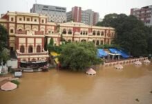 बिहार के 8 जिलों में बाढ़ का अलर्ट, पटना के शहरी इलाकों में घुसा पानी