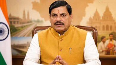CM मोहन यादव को जान से मारने की धमकी, आरोपी मुंबई से गिरफ्तार CM मोहन यादव को जान से मारने की धमकी, आरोपी मुंबई से गिरफ्तार