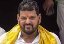 बृजभूषण शरण सिंह को कोर्ट का नोटिस, महिला पहलवानों ने दी बरी होने को चुनौती