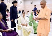 शांति, खुशहाली व सुदृढ़ कानून व्यवस्था नए यूपी की पहचान, इसमें बाधा डालने वालों को सिखाएं सबकः मुख्यमंत्री