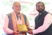 कमजोर और ग्रामीण वर्ग तक बीमा पहुंचाना सबसे जरूरी : सुरेश खन्ना