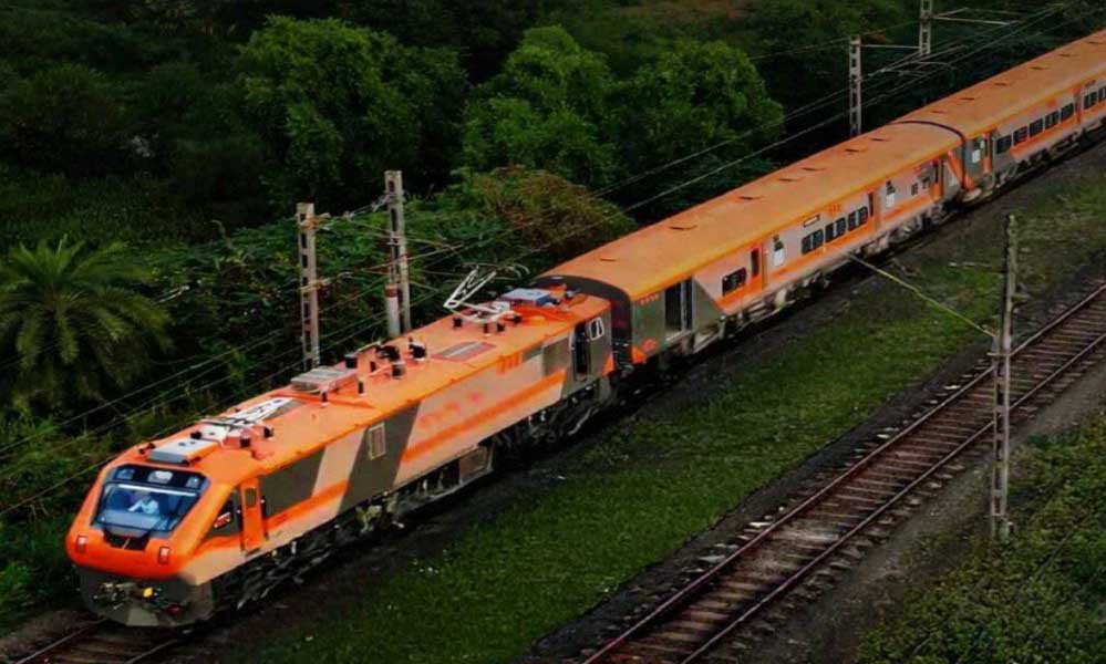 Gorakhpur-Hyderabad Amrit Bharat: 2 अक्टूबर से दौड़ेगी नई ट्रेन, यूपीवालों को गांधी जयंती पर बड़ी सौगात Gorakhpur-Hyderabad Amrit Bharat: 2 अक्टूबर से दौड़ेगी नई ट्रेन, यूपीवालों को गांधी जयंती पर बड़ी सौगात