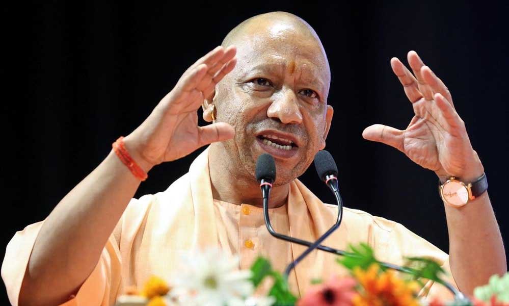 मुख्यमंत्री ने दिया आउटसोर्स सेवाकर्मियों को बड़ा उपहार मुख्यमंत्री ने दिया आउटसोर्स सेवाकर्मियों को बड़ा उपहार