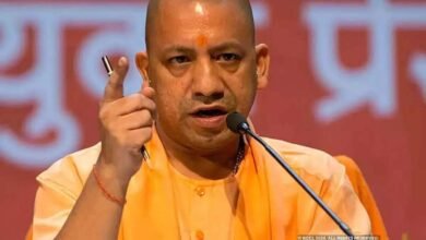 योगी सरकार की मॉनीटरिंग का असर: 102 चीनी मिलों ने किया गन्ना किसानों का शत-प्रतिशत भुगतान योगी सरकार की मॉनीटरिंग का असर: 102 चीनी मिलों ने किया गन्ना किसानों का शत-प्रतिशत भुगतान