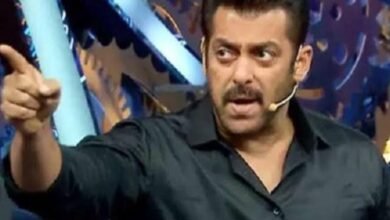 Bigg Boss 20 के प्रीमियर से पहले सलमान का दिखा गुस्सा, पैप्स की इस बात पर हुए इरिटेट Bigg Boss 20 के प्रीमियर से पहले सलमान का दिखा गुस्सा, पैप्स की इस बात पर हुए इरिटेट