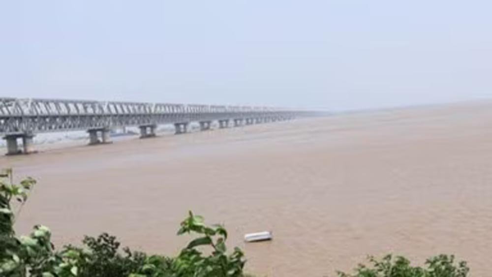 बिहार में बाढ़ का बढ़ा खतरा, गांधीघाट पर 4 घंटे में 10 सेंटीमीटर चढ़ा गंगा का पानी बिहार में बाढ़ का बढ़ा खतरा, गांधीघाट पर 4 घंटे में 10 सेंटीमीटर चढ़ा गंगा का पानी