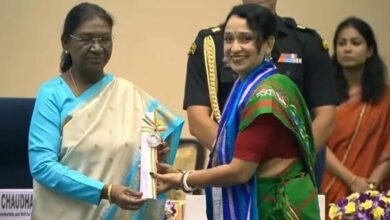 धनबाद की मुनमुन भट्टाचार्य को राष्ट्रीय शिक्षक पुरस्कार, राष्ट्रपति द्रौपदी मुर्मु ने किया सम्मानित धनबाद की मुनमुन भट्टाचार्य को राष्ट्रीय शिक्षक पुरस्कार, राष्ट्रपति द्रौपदी मुर्मु ने किया सम्मानित