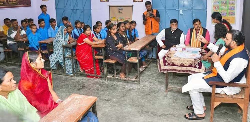 बिहार के सभी सरकारी स्कूलों में अब कंप्यूटर शिक्षा अनिवार्य, CM सम्राट चौधरी का बड़ा ऐलान
