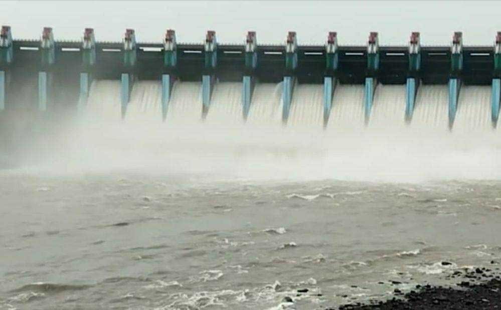 इंदिरा सागर बांध 2.39 मीटर खाली, अगस्त में बिजली उत्पादन 4 गुना घटा इंदिरा सागर बांध 2.39 मीटर खाली, अगस्त में बिजली उत्पादन 4 गुना घटा