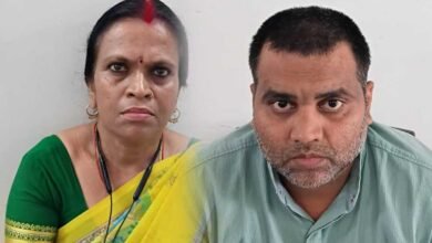 जांजगीर-चांपा में ACB की बड़ी कार्रवाई, ₹10 हजार रिश्वत लेते प्रिंसिपल और बाबू गिरफ्तार जांजगीर-चांपा में ACB की बड़ी कार्रवाई, ₹10 हजार रिश्वत लेते प्रिंसिपल और बाबू गिरफ्तार