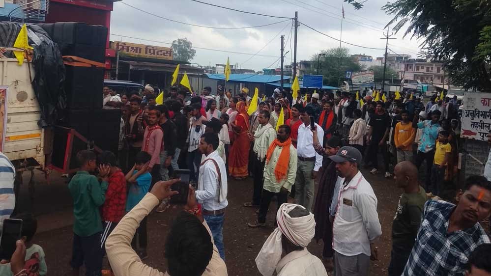 अखिल भारतवर्षीय यादव महासभा ने रैली निकाल कर दी श्री कृष्ण जन्माष्टमी की शुभकामनाएं, पुष्पराजगढ़ में गूंजे जय श्री कृष्ण के जयकारे अखिल भारतवर्षीय यादव महासभा ने रैली निकाल कर दी श्री कृष्ण जन्माष्टमी की शुभकामनाएं, पुष्पराजगढ़ में गूंजे जय श्री कृष्ण के जयकारे