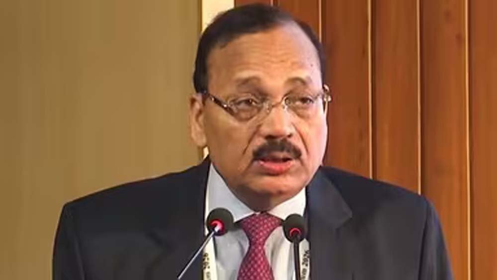CJI सूर्यकांत बोले- बच्चों को नशे से बचाना समाज और सरकार की सामूहिक जिम्मेदारी CJI सूर्यकांत बोले- बच्चों को नशे से बचाना समाज और सरकार की सामूहिक जिम्मेदारी