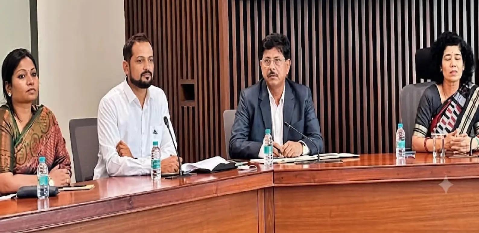 झारखंड में कैंसर समेत 5 बीमारियों का होगा एकीकृत इलाज, केंद्र ने मॉडल को दी मंजूरी झारखंड में कैंसर समेत 5 बीमारियों का होगा एकीकृत इलाज, केंद्र ने मॉडल को दी मंजूरी