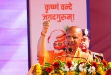 आक्रांता मंदिर तोड़ सकता है, हमारी आस्था नहीं: सीएम योगी
