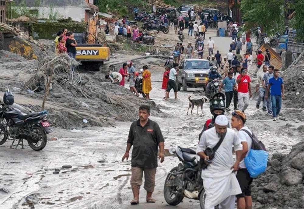 नेपाल में तबाही का कहर जारी, मौत का आंकड़ा बढ़कर 1,344 पहुंचा नेपाल में तबाही का कहर जारी, मौत का आंकड़ा बढ़कर 1,344 पहुंचा