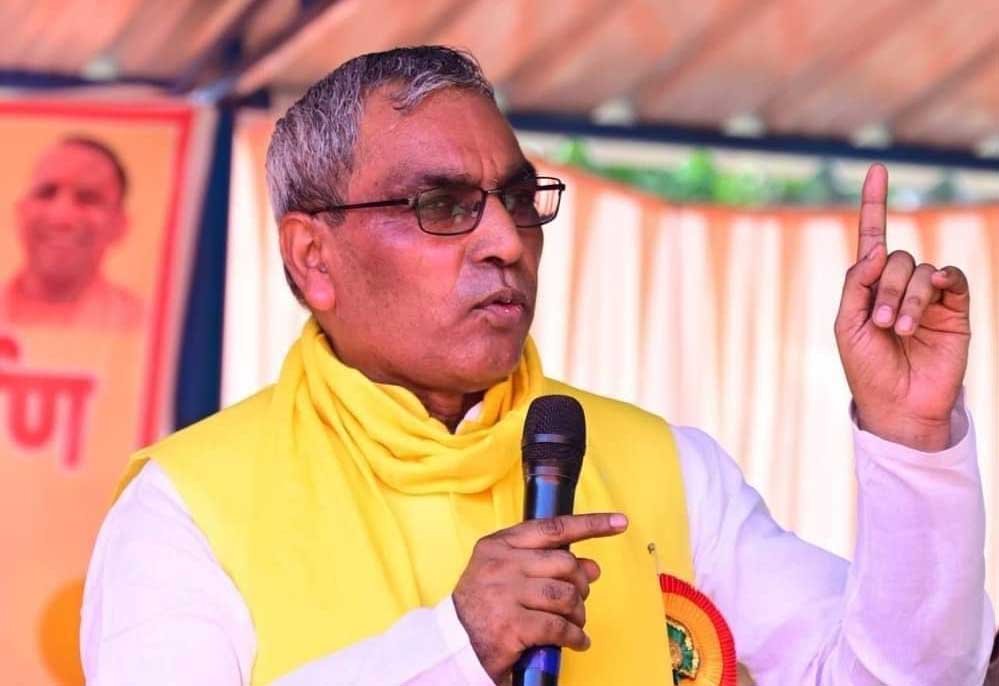 ‘किसी के तो सगे बन जाइए… न राम के, न कृष्ण के, न यदुवंश के!’ ओपी राजभर का अखिलेश पर तीखा हमला ‘किसी के तो सगे बन जाइए… न राम के, न कृष्ण के, न यदुवंश के!’ ओपी राजभर का अखिलेश पर तीखा हमला