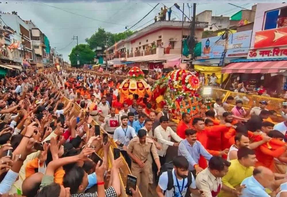 महाकाल की राजसी सवारी पर अभेद सुरक्षा घेरा, 2 हजार से ज्यादा जवान संभालेंगे मोर्चा महाकाल की राजसी सवारी पर अभेद सुरक्षा घेरा, 2 हजार से ज्यादा जवान संभालेंगे मोर्चा
