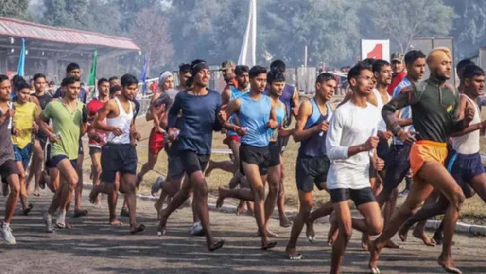 UP Police भर्ती 2025: PET के एडमिट कार्ड जारी, ऐसे करें डाउनलोड UP Police भर्ती 2025: PET के एडमिट कार्ड जारी, ऐसे करें डाउनलोड