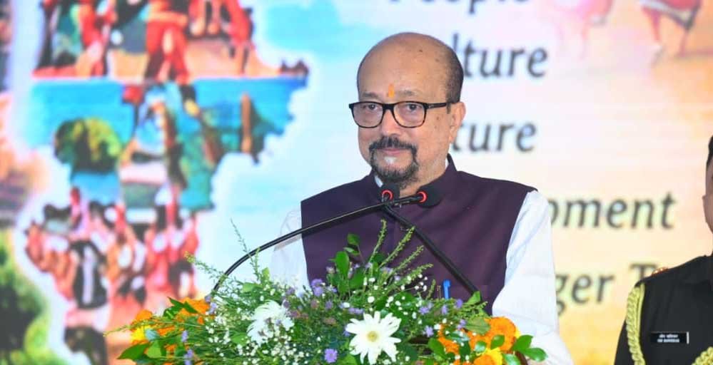 रायपुर : राज्यपाल रमेन डेका ‘द्रोणाचार्य संगम-2026’ में हुए शामिल, कहा-समय का सदुपयोग और परिश्रम ही सफलता की कुंजी रायपुर : राज्यपाल रमेन डेका ‘द्रोणाचार्य संगम-2026’ में हुए शामिल, कहा-समय का सदुपयोग और परिश्रम ही सफलता की कुंजी