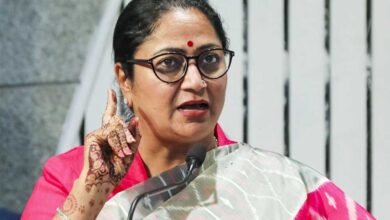 सत्य निकेतन हादसे के बाद CM रेखा गुप्ता सख्त, 20-30 साल पुराने भवनों में हॉस्टल-नर्सिंग होम पर रोक सत्य निकेतन हादसे के बाद CM रेखा गुप्ता सख्त, 20-30 साल पुराने भवनों में हॉस्टल-नर्सिंग होम पर रोक