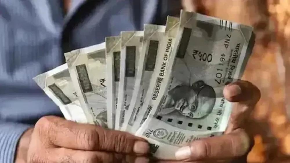 उत्तर प्रदेश में आउटसोर्स कर्मचारियों को बड़ी राहत: मौजूदा वेतन नहीं घटेगा, न्यूनतम पारिश्रमिक भी तय उत्तर प्रदेश में आउटसोर्स कर्मचारियों को बड़ी राहत: मौजूदा वेतन नहीं घटेगा, न्यूनतम पारिश्रमिक भी तय