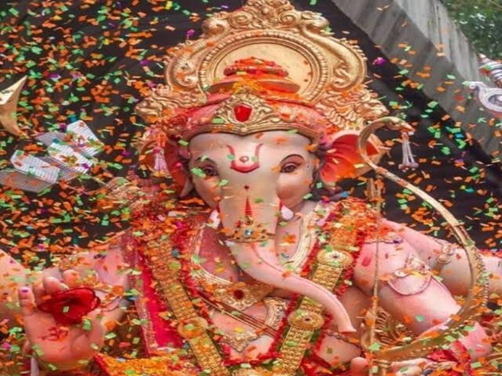 गणपति स्थापना का सुबह का मुहूर्त छूटा? दोपहर बाद इन 3 शुभ समय में घर लाएं बप्पा गणपति स्थापना का सुबह का मुहूर्त छूटा? दोपहर बाद इन 3 शुभ समय में घर लाएं बप्पा